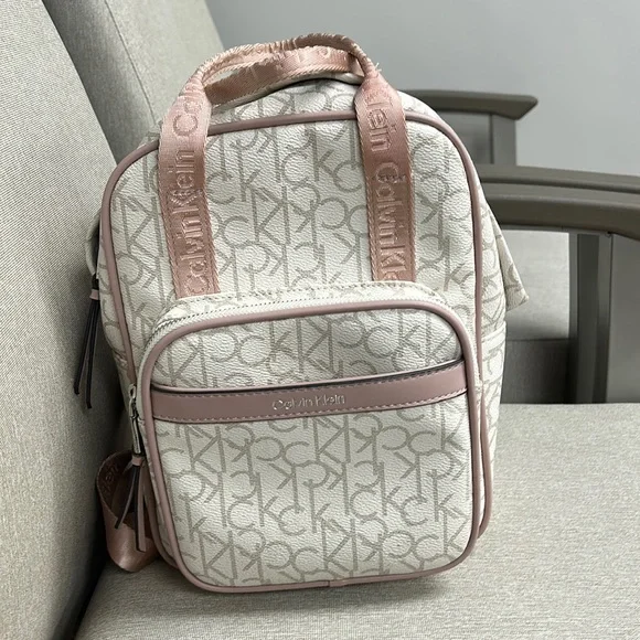 Calvin Klein Backpack / Handbag Bag Calvin Klein Astatine Signature Patent Mini Backpack - Macy main image 3